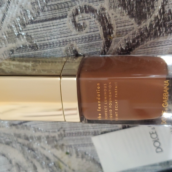 DOLCE & GABANA THE PERFECT LUMINOUS LIQUIT FOUNDATION - Picture 9 of 12